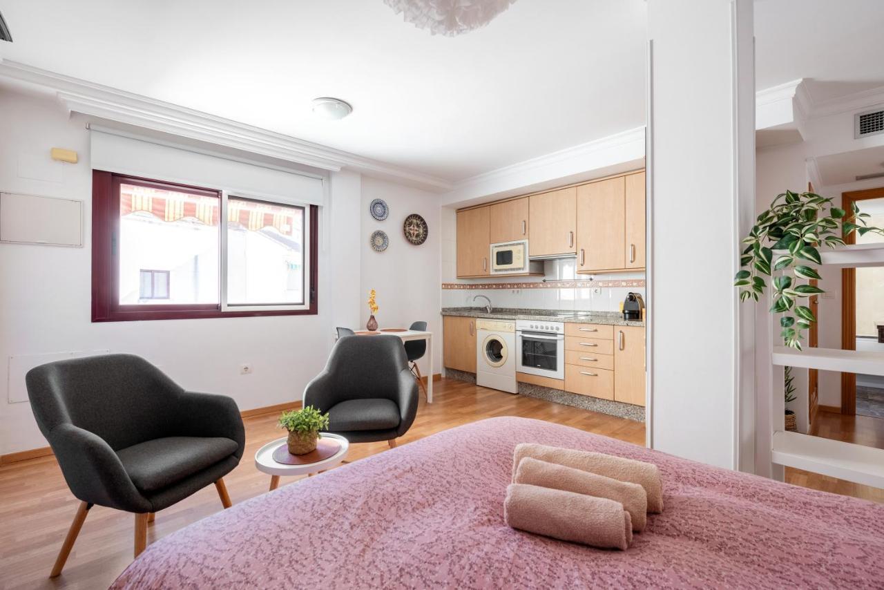 Carmen Estacion Apartment Малага Екстериор снимка